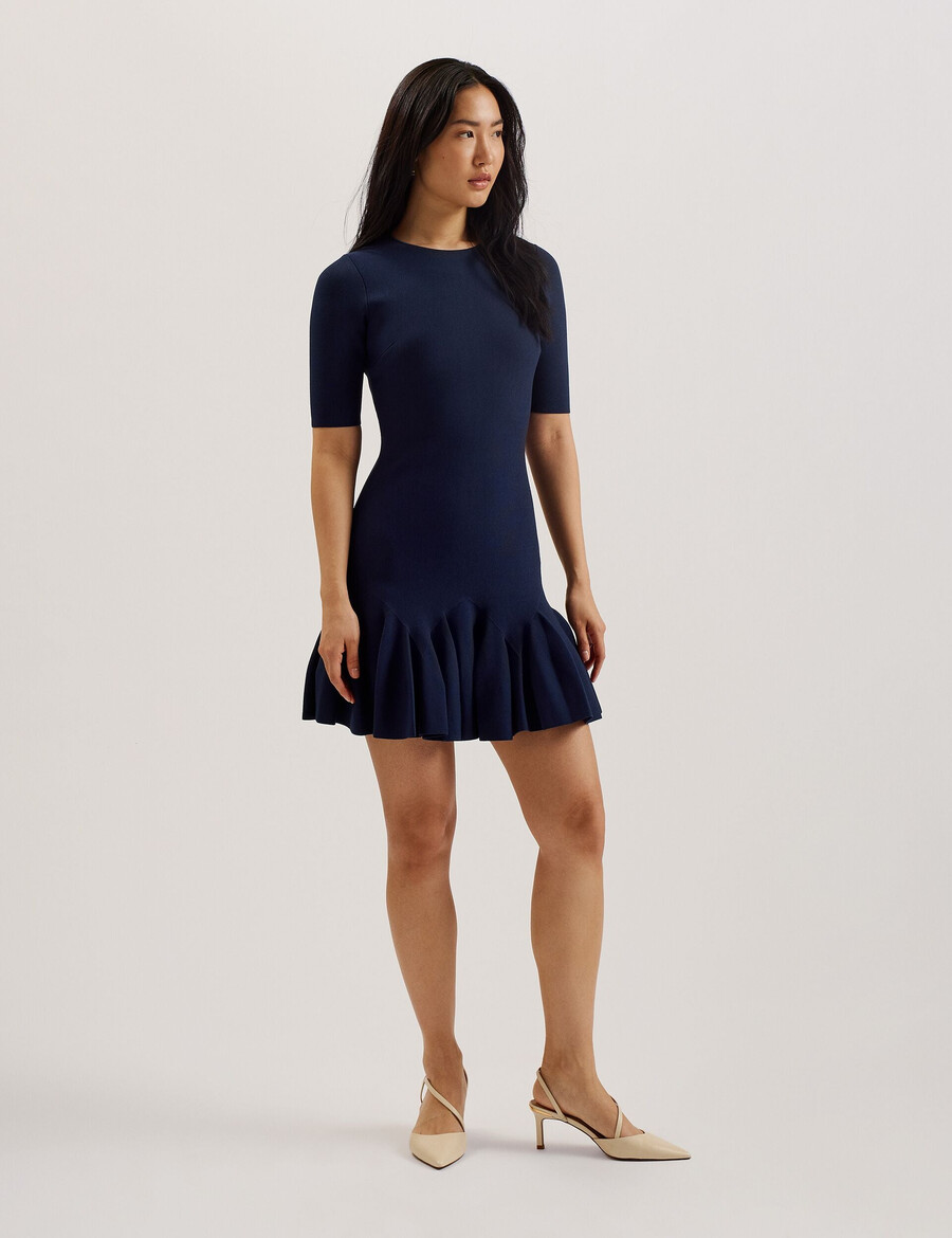 alzann - vestido mini ajustado de punto con dobladillo plisado