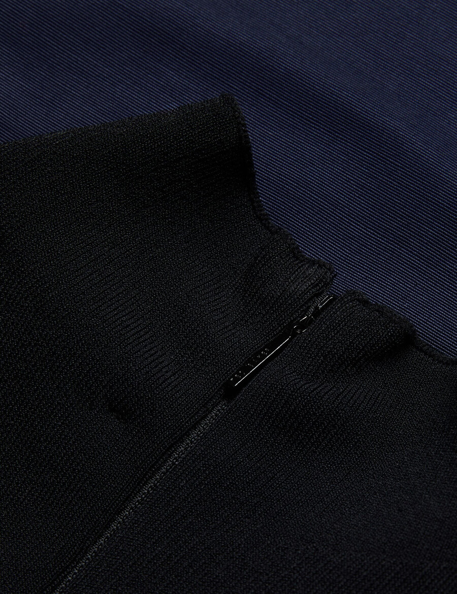 chira - vestido midi de punto con falda cruzada
