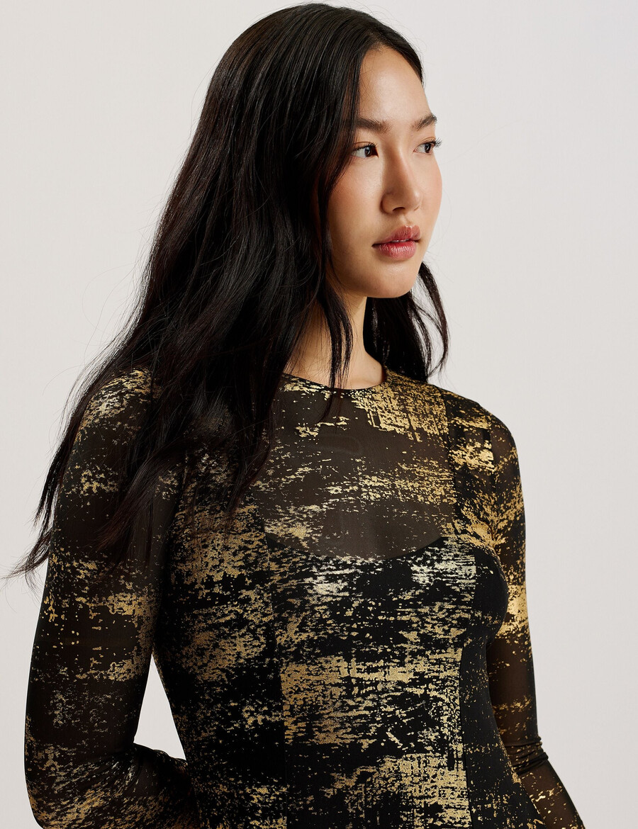 junhaa - vestido midi de malla con mangas largas y estampado metalizado