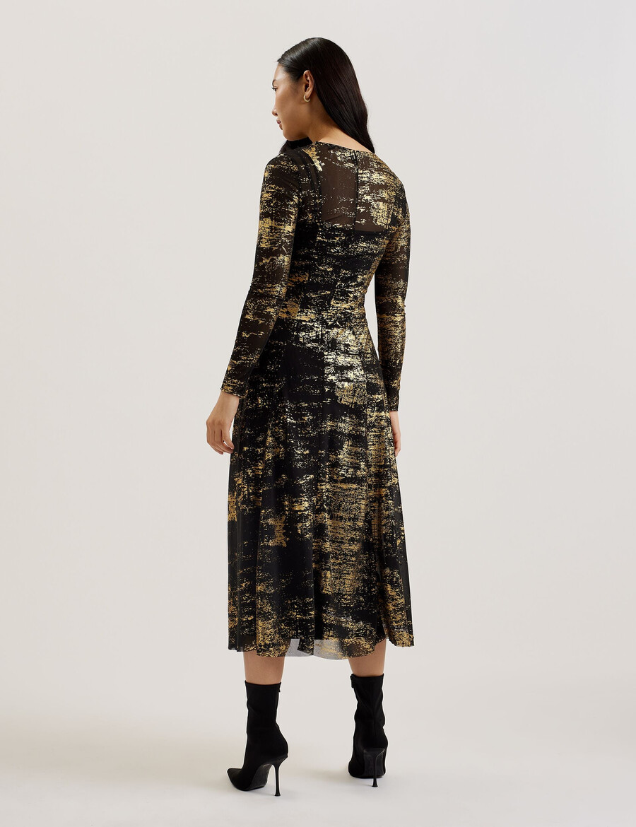 junhaa - vestido midi de malla con mangas largas y estampado metalizado