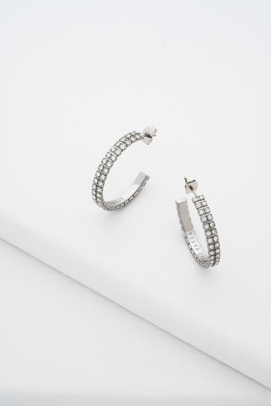 pendientes medianos de aro con doble cristal