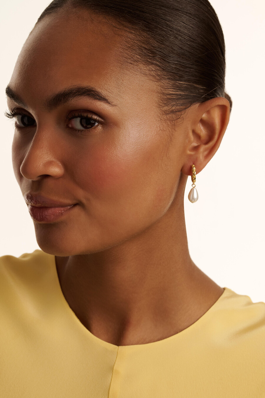 tilly - pendientes colgantes de perlas retorcidas