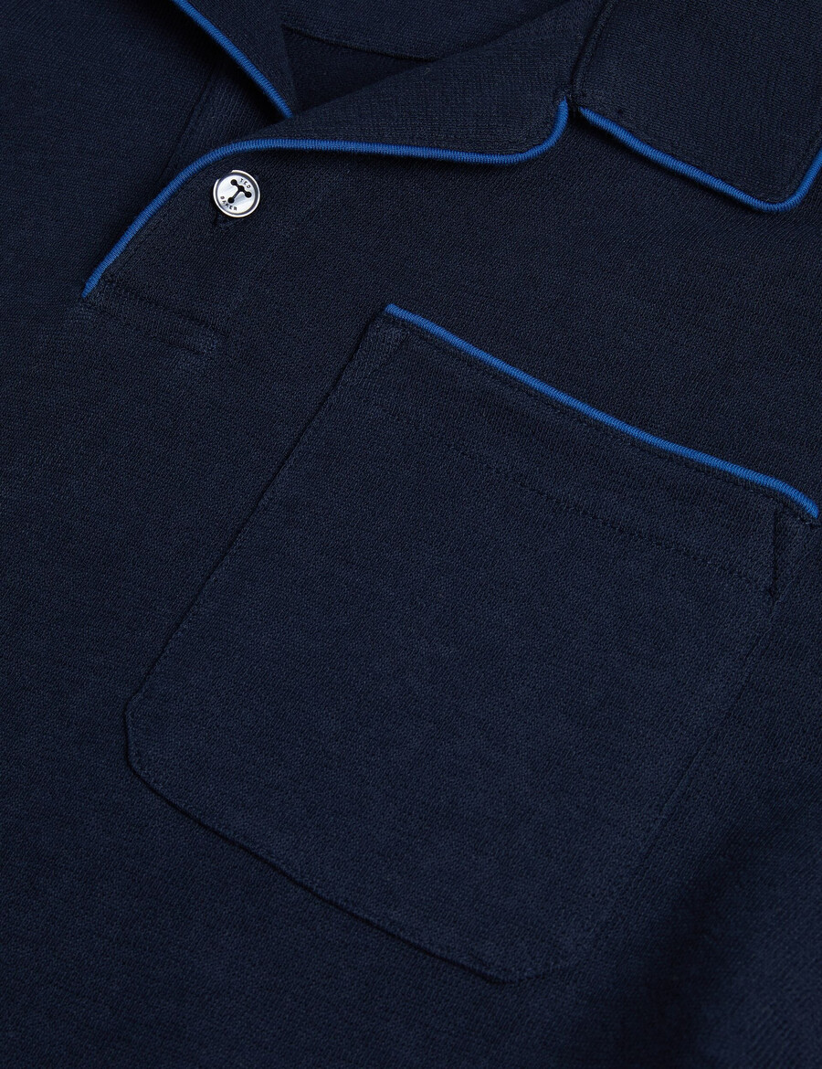 paisel - polo de manga corta con cuello abierto y corte regular