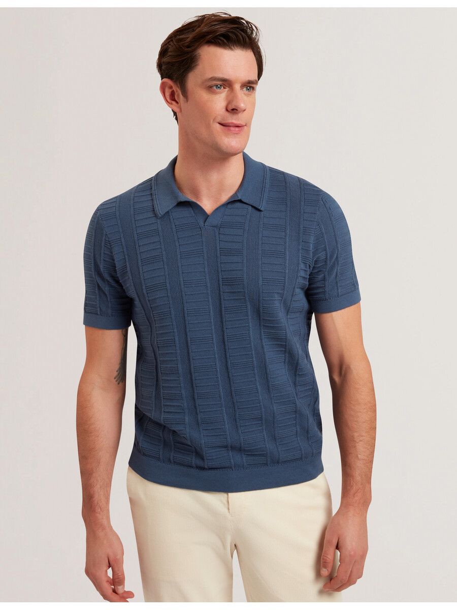 ruzza - polo texturizado de cuello abierto de manga corta