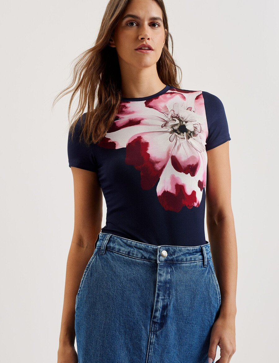 louannn - camiseta ajustada de cuello redondo con estampado de colocación