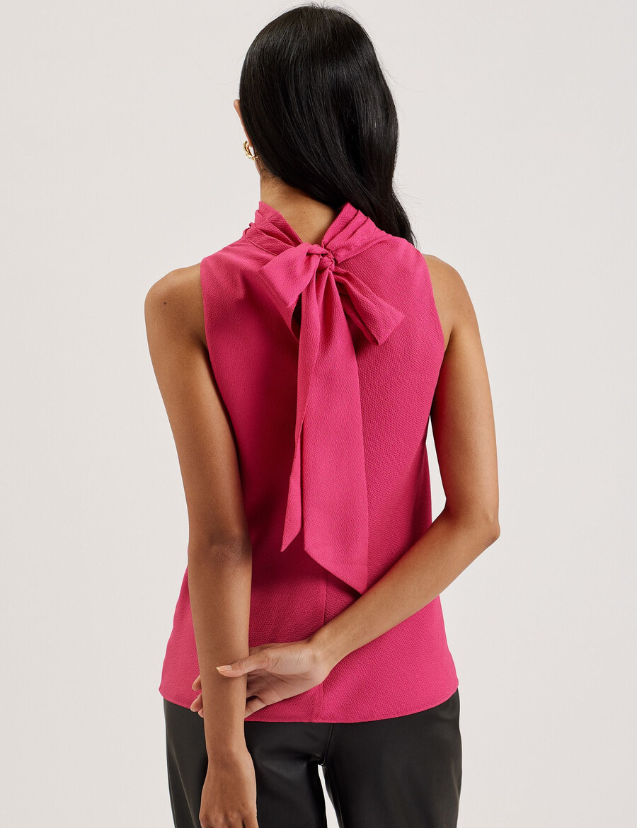 anini - top texturizado sin mangas con cuello alto