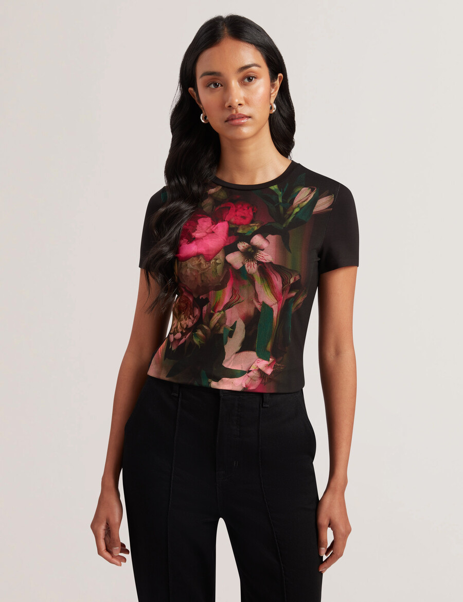 sunnyy - camiseta ajustada con estampado floral difuminado